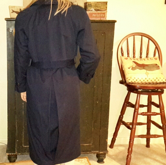 CLOSET SALE...Women's All Weather Trench Coat - Picture 2 of 4